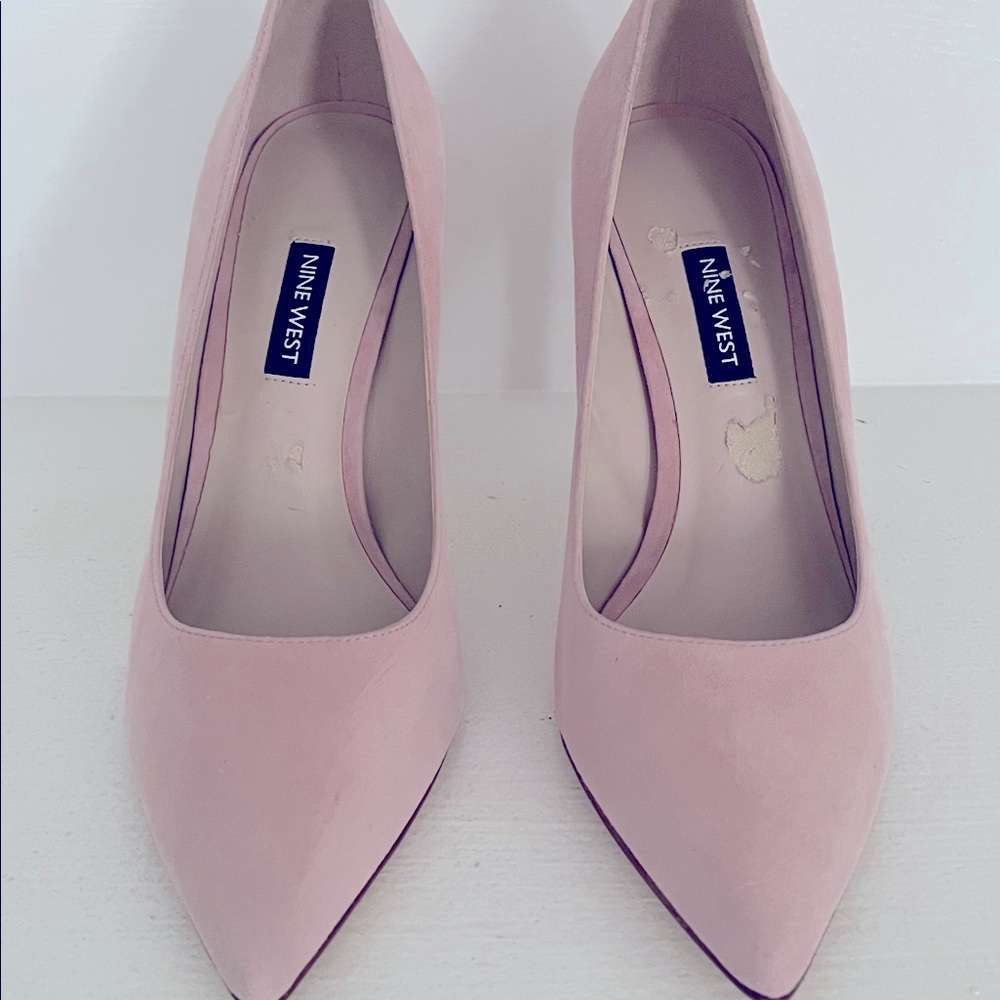 Brand New Nine West Suede Pumps size 9 $60